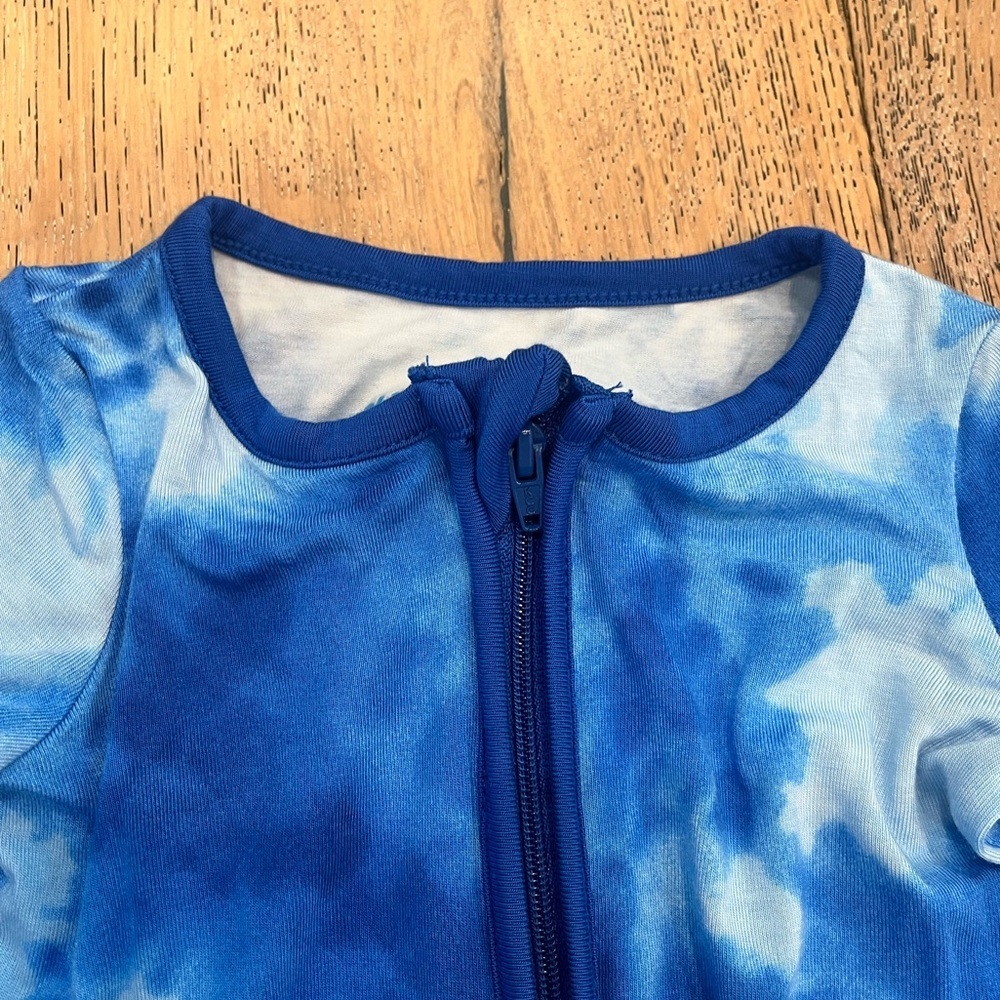 Ruggedbutts Toddler Bamboo Blue Tie Dye Romper Footie Pajamas - 18M - Picture 4 of 6